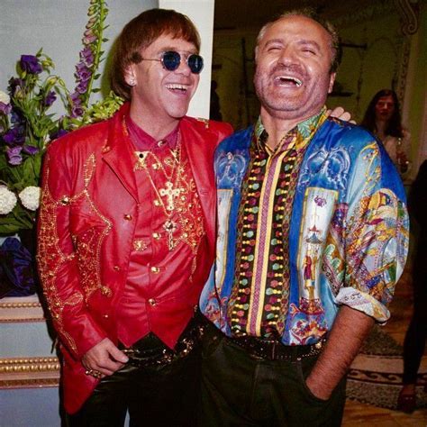 geeeeeenio versace|elton john versace.